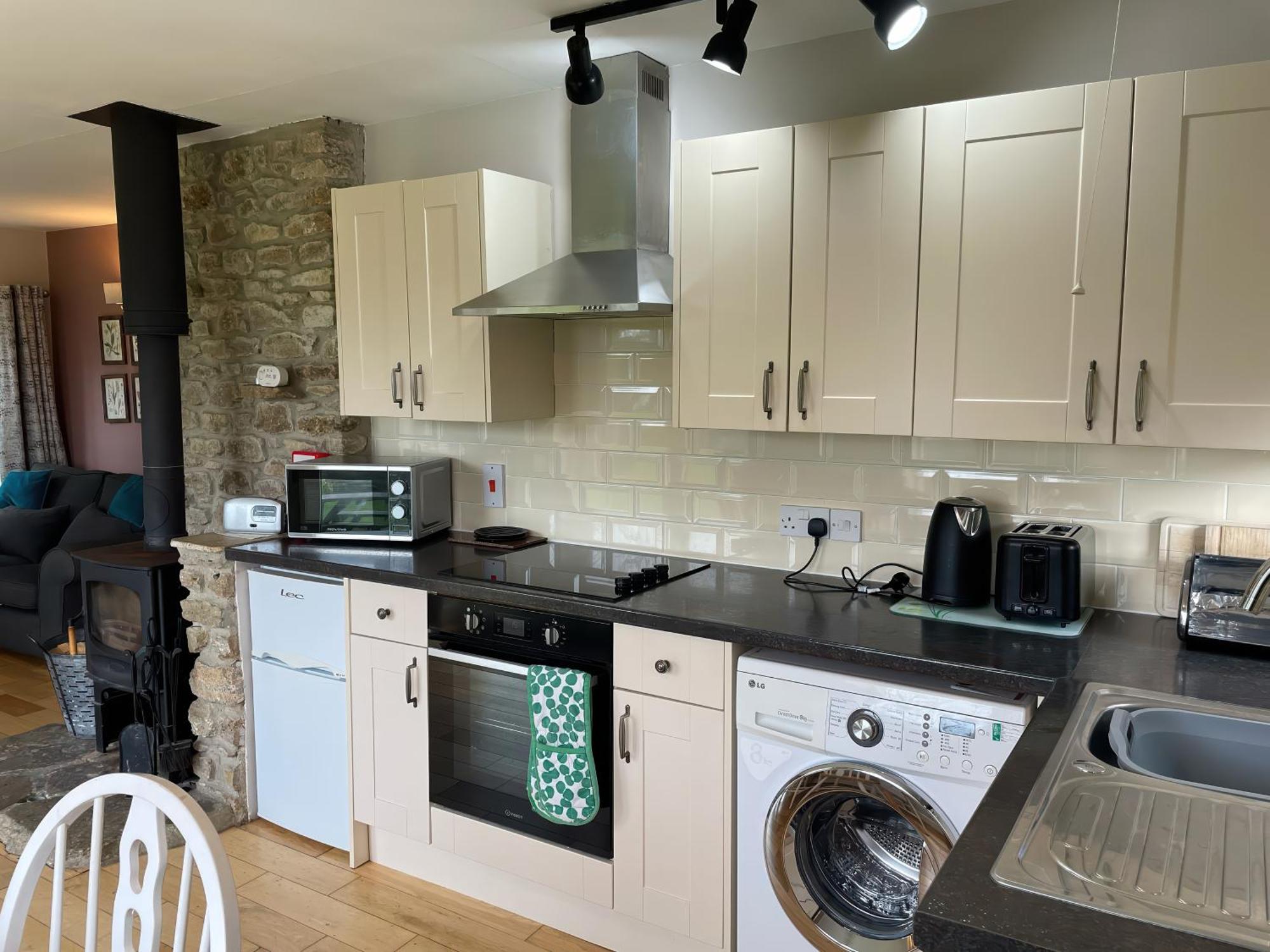 Whispering Pines Cottage Swyre Bagian luar foto
